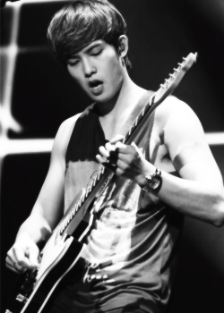 michigoo:      ♡ 4/∞ edit of CNBLUE || Jonghyun ♡    