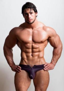 mukimuki:  Muscular Hunk by n-o-n-a-m-e  Exceptionally handsome,