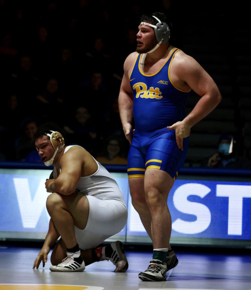 wrestlingisbest:  PItt vs Lehigh