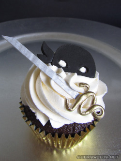 wildestendeavors:  heyytherecupcake:  Princess Bride Cupcakes