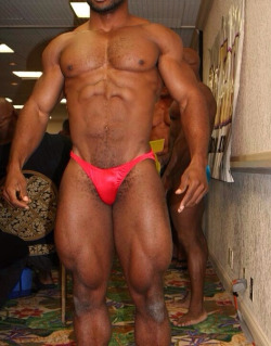 afrobangala:  OMFG!!! Follow my blog for more Real Masculine