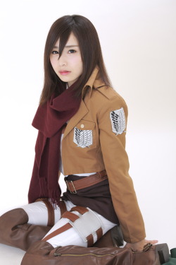 gravure-glamour:Megumi Aisaka, “Attack on Titans”