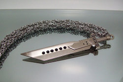 copiouslygeeky:  FF7 Cloud’s Buster Sword Available on Etsy
