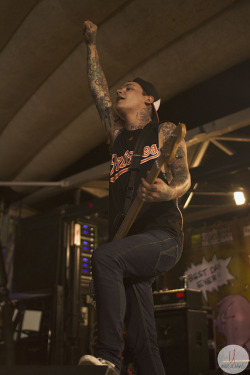 hesnevercomingback:  The Amity Affliction by kristysiciliano