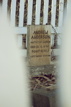 graveplaces:  Wooden grave markers 