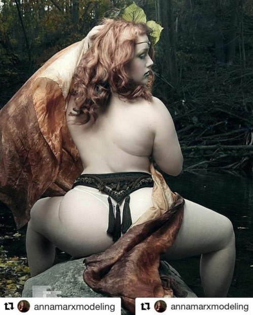 #Repost @annamarxmodeling ・・・ I found this scarf among my costumes last night and missed these pictures.  I love love love this set.  Photo by @photosbyphelps  #throwbackthursday #nymph #thick #thickwomen #forest #river #nature #dancer #ginger #curls