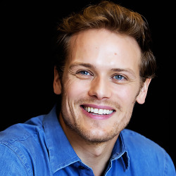 sam-heughan-daily:Sam Heughan at the SDCC2017 Press Conference