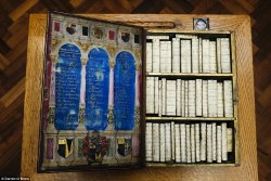bookpatrol:  The World’s First Mobile Library; A ‘Jacobean