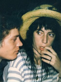 bitter-cherryy:  robert mapplethorpe and patti smith by andy