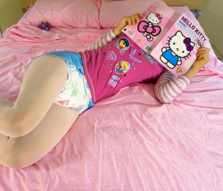 diaperpinupgirl:  I’m really stuck on this book!  