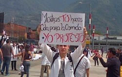 tedebounorgasmo:  Caracas: el miércoles 12 de febrero a Plaza