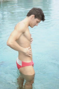 greenspeedos:  in the water
