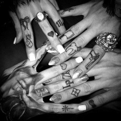meavyhetalmania:  Perfect *-* 