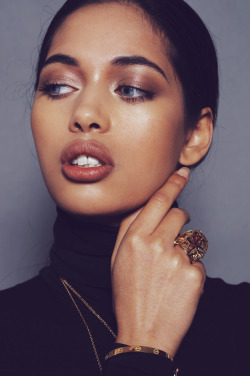 hellyeahblackmodels:  ph: Hanna Hillier 