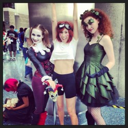 Harley & Ivy! #animeexpo #babes  (at Anime Expo 2013)