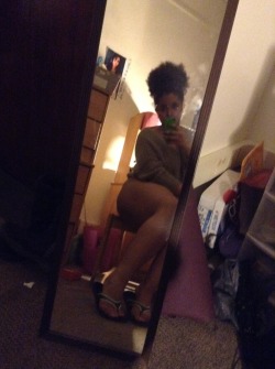 browngirlblues:  My puff wins and yes I’m wearing underwear