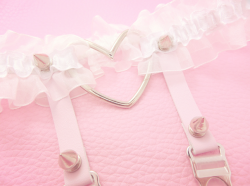 toy-angel: ♡ Get this gorgeous garter from HIMI and use our