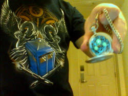 Tee Tuesday for Whovians! My new pocket watch started going all