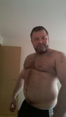 musclesweet:  Musclesweet on growlr, Cannedbeef on bearwww, beefcannedstew@yahoo.com