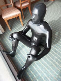 hot outfit  mdshaven:  njrubberdude:  #a perfect state of being. I am envious.  P 