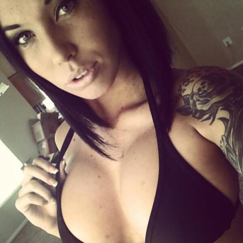 amateur-implant-pics:  Madison Yeiter