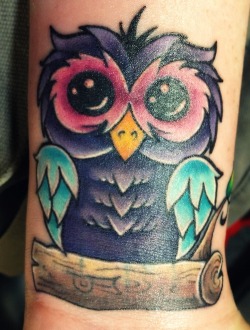 fuckyeahtattoos:  My owl done by Lacey Burnett at Dragon’s