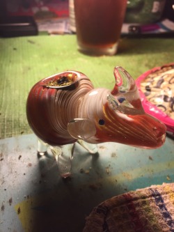 sniffing:  cyberstripper:  sniffing:  look how cute this bowl