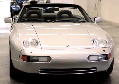 carsthatnevermadeit:  Porsche 928 Cabriolet, 1987. The 928 was only ever sold as a closed coupe but Porsche made several prototype convertible 928s, one of which resides at their museum in StuttgartÂ top pic byÂ ovn.town/flickr