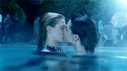 rainbows-are-amazing:  ♥ 🌈♥  