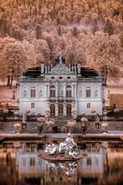 livesunique:   Linderhof Palace, Ettal Abbey, Bavaria   