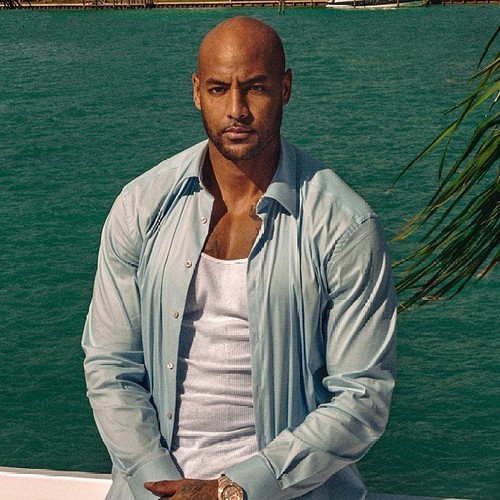 twist-fate:  http://twist-fate.tumblr.com/archive Booba - French Rapper  … #SWOON  