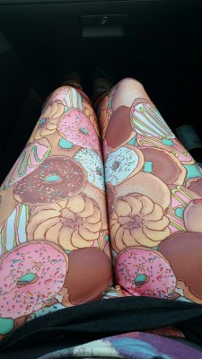 Let’s have a group discussion about these leggings I own