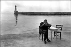 blackpicture:  Constantine Manos Man reading newspaper. Crete
