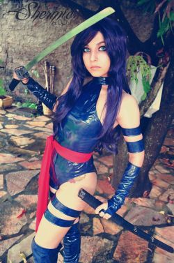 cosplayandgeekstuff:    Shermie Cosplay (Brazil) as Psylocke.