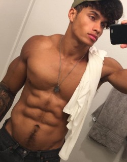 fagggotries:Adrian Conrad @adrianconrad_  