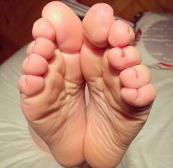 where-the-toes-are:  Where the TOES are. 