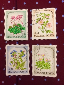 artstamps:  Exotic flowers from Hungary. Printed in Hungary in