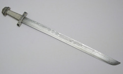 art-of-swords:  Handmade Swords - EldingMaker: J. Arthur LooseMeasurements: