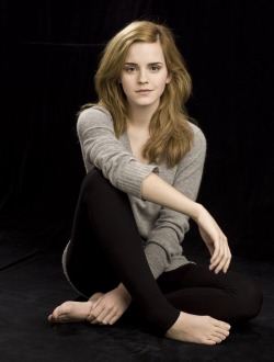 famousfoot:  Emma Watson
