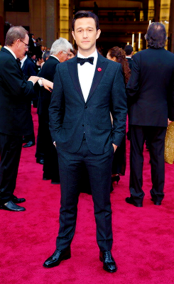 ninelittlebooks:  Joseph Gordon-Levitt attends the 86th Academy