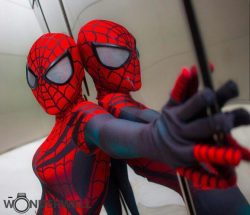sharemycosplay:  #Cosplayer @atomicpeach with an awesome #spidergirl!