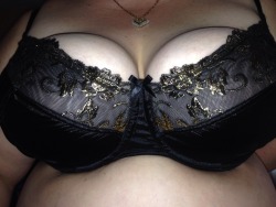 iluvbbws:  Here is my hot mature BBW wife’s bra choice for