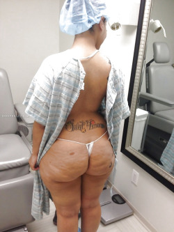 thickchicksnjunk2:mista815:  Nice ass!  Love her cellulite