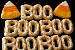 spookyshouseofhorror:  ‘Boo’ Cookies