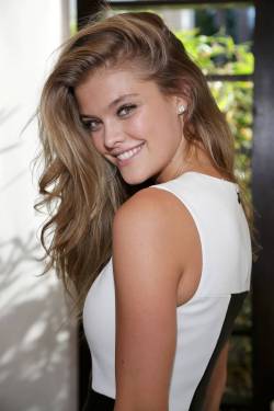 Nina Agdal. ♥