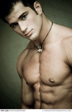 realsexymen:  http://realsexymen.tumblr.com/