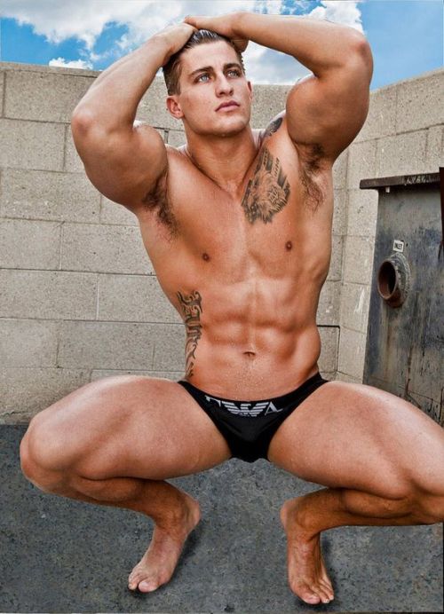 xq28-xq28:  forcuriousguys:  Blond jock squatting   6. Quinn