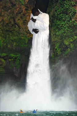 raisers:  thejogging:  Gucci Mane as “The Waterfall”, 2013