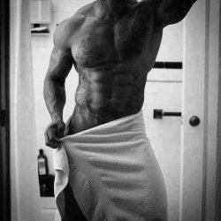 jaegerdog:  Ask daddy nicely, I’ll drop the towel and come