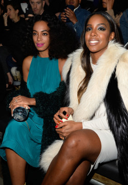 soph-okonedo:Solange Knowles and Kelly Rowland attend the Lanvin